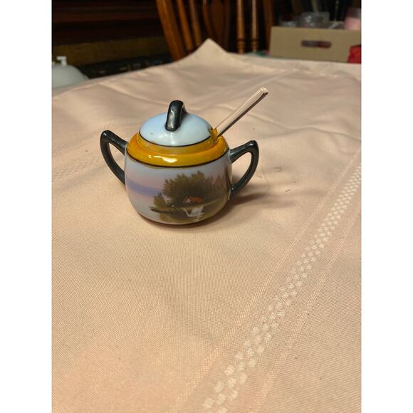 Morimura Porcelain Sugar Bowl, Lid & Glass Spoon Scenic design 2.75 in tall EUC - Picture 3 of 16